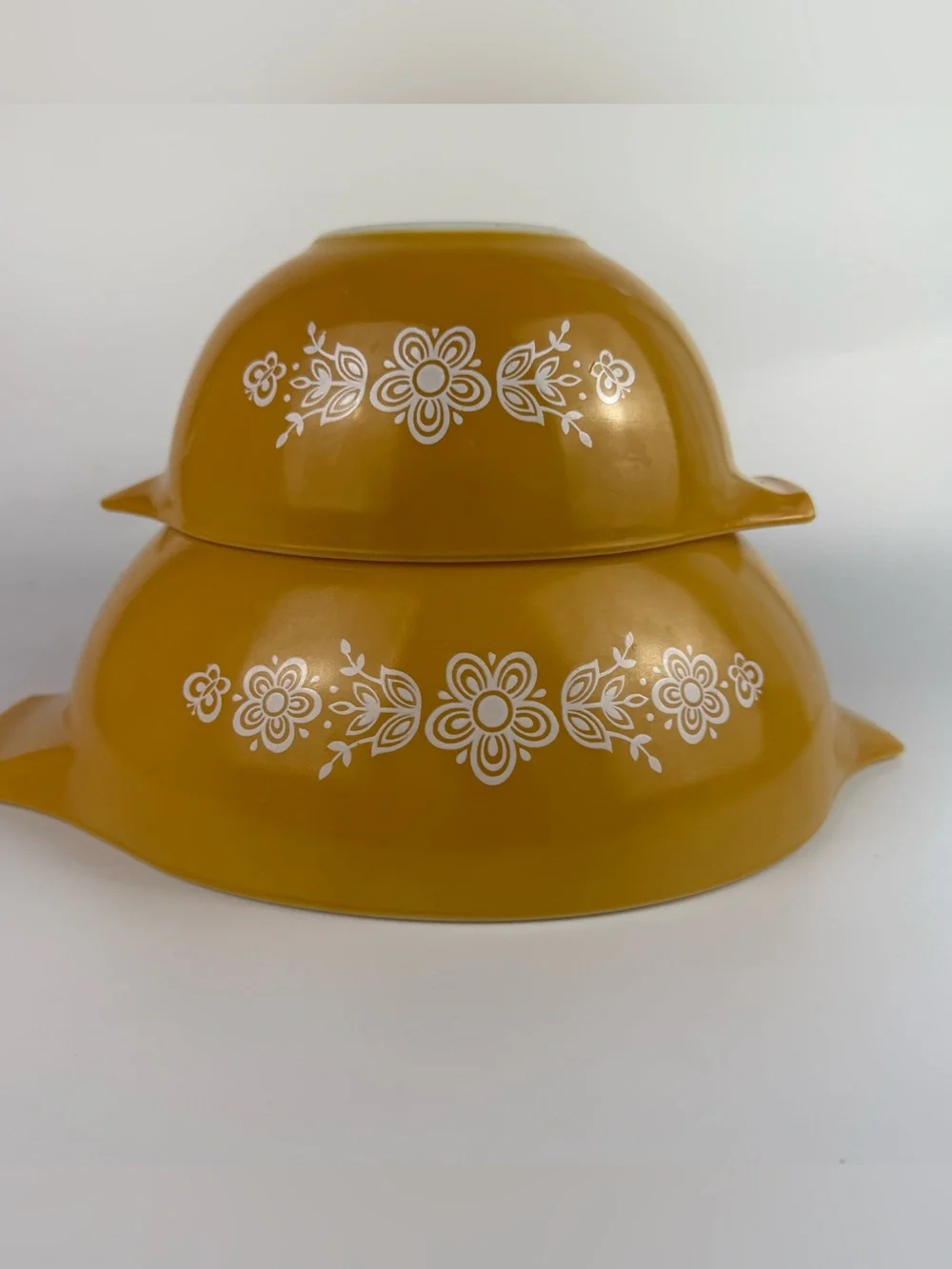 PYREX Butterfly Gold 444 442 Cinderella Mixing Bowls Set of 2 Orange/White 1972